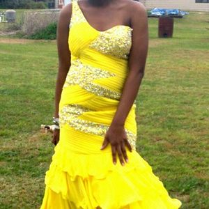 Formal yellow gown